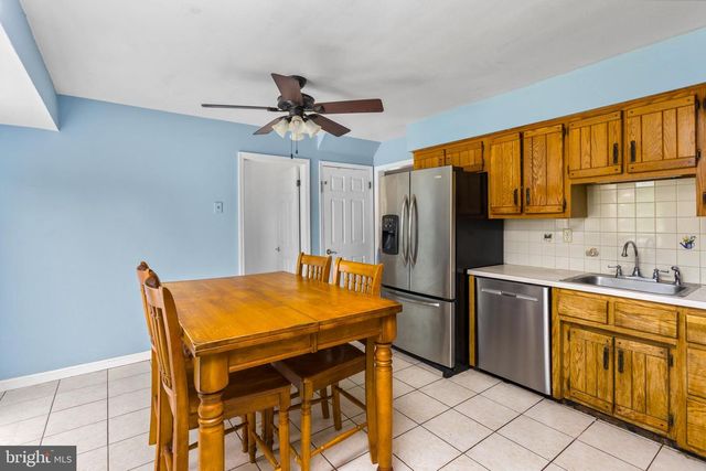 14 INDEPENDENCE DR, Bordentown, NJ 08505
