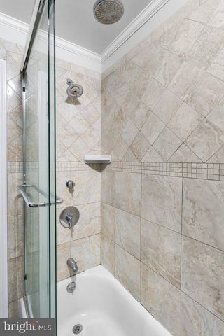 14 INDEPENDENCE DR, Bordentown, NJ 08505