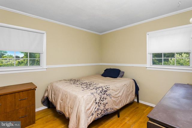 14 INDEPENDENCE DR, Bordentown, NJ 08505