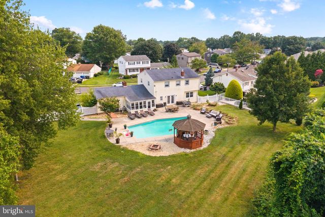 14 INDEPENDENCE DR, Bordentown, NJ 08505