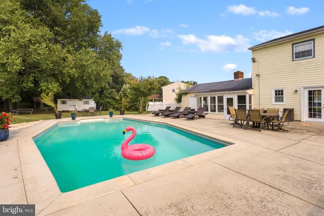 14 INDEPENDENCE DR, Bordentown, NJ 08505