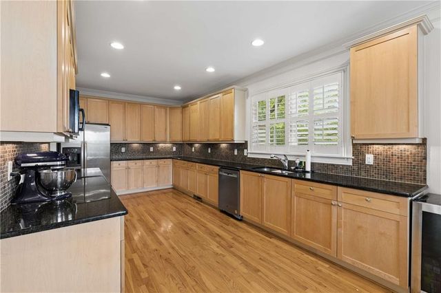 1508 Whitehead Bluff NW, Atlanta, GA 30318