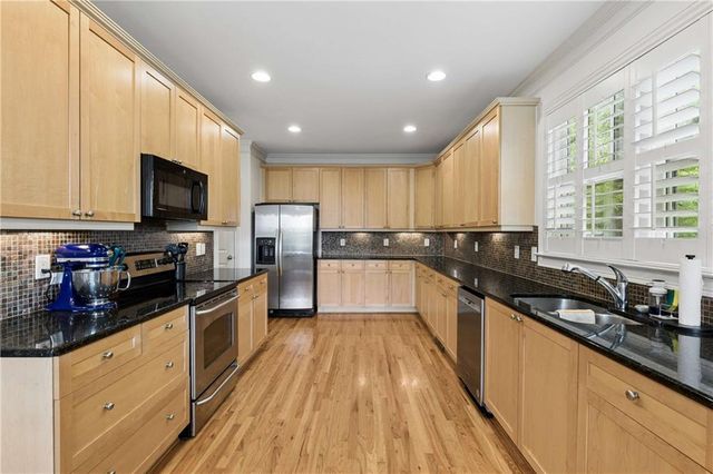 1508 Whitehead Bluff NW, Atlanta, GA 30318