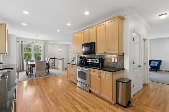 1508 Whitehead Bluff NW, Atlanta, GA 30318
