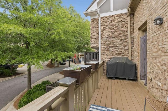 1508 Whitehead Bluff NW, Atlanta, GA 30318