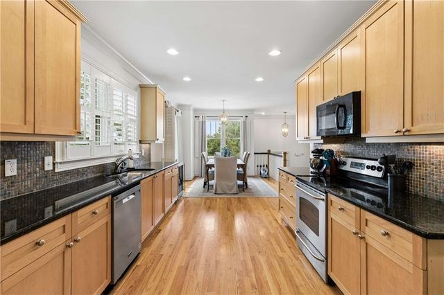 1508 Whitehead Bluff NW, Atlanta, GA 30318