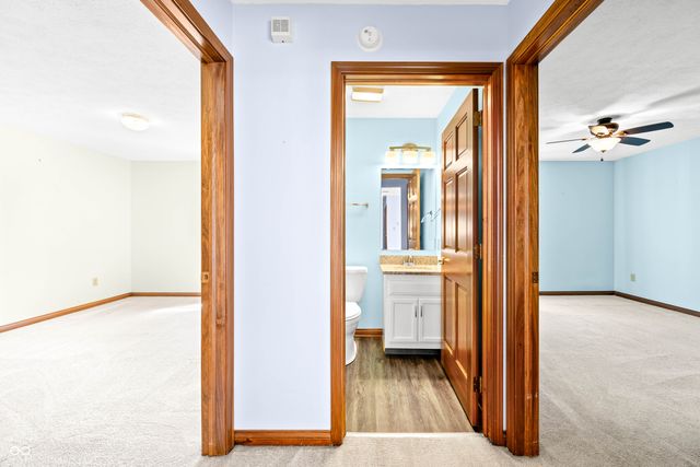 2084 Pelican Drive, Franklin, IN 46131