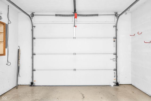 2084 Pelican Drive, Franklin, IN 46131