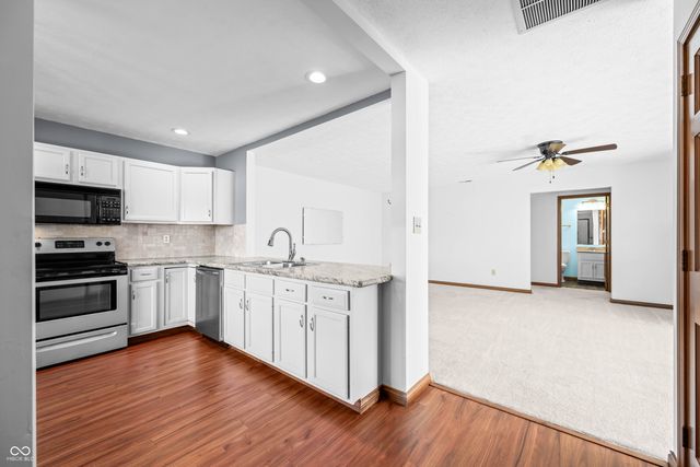 2084 Pelican Drive, Franklin, IN 46131