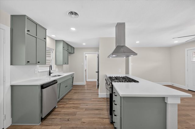 2323 Morgan Street, Irving, TX 75062
