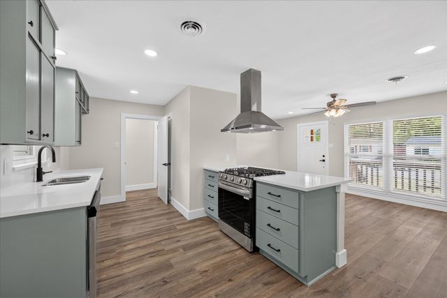 2323 Morgan Street, Irving, TX 75062