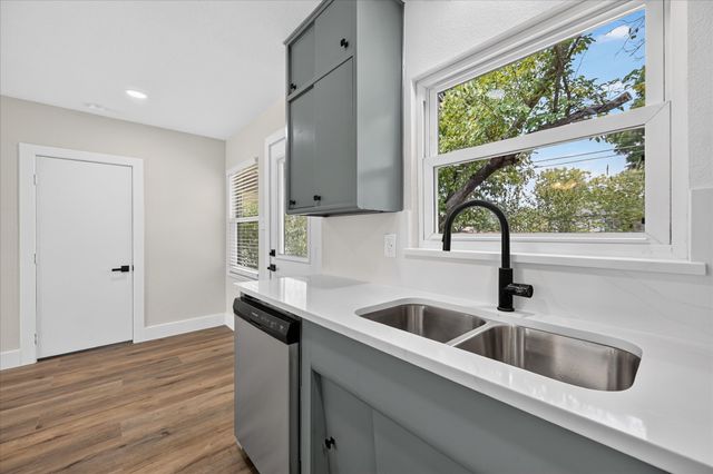 2323 Morgan Street, Irving, TX 75062