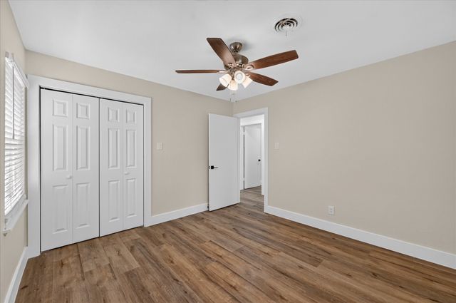 2323 Morgan Street, Irving, TX 75062