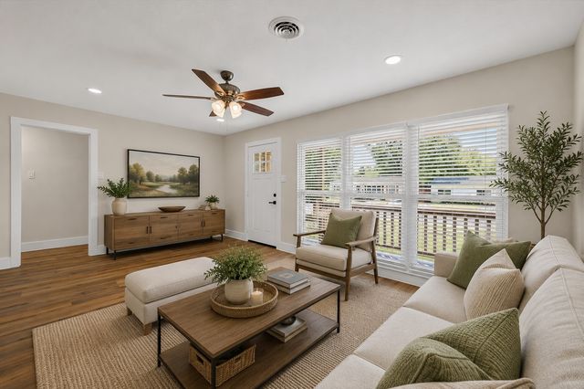 2323 Morgan Street, Irving, TX 75062