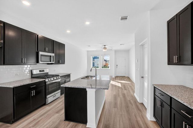 5913 Jennifer Pasture PATH, Del Valle, TX 78617