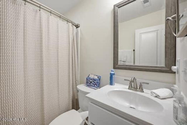 821 Fairway Road, Ayden, NC 28513