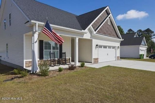 821 Fairway Road, Ayden, NC 28513