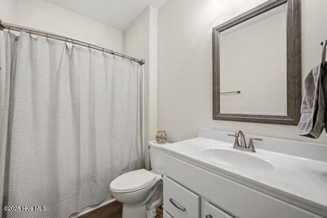 821 Fairway Road, Ayden, NC 28513