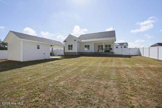 821 Fairway Road, Ayden, NC 28513