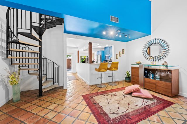 219 NE 17th Avenue, Fort Lauderdale, FL 33301