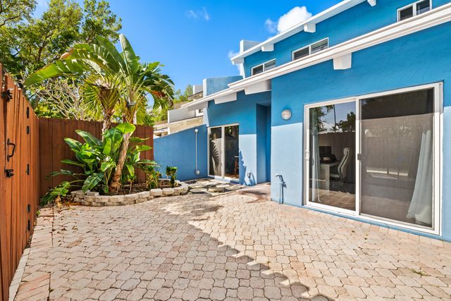 219 NE 17th Avenue, Fort Lauderdale, FL 33301