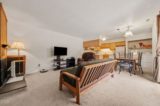 268 Summerwalk Circle, Chapel Hill, NC 27517