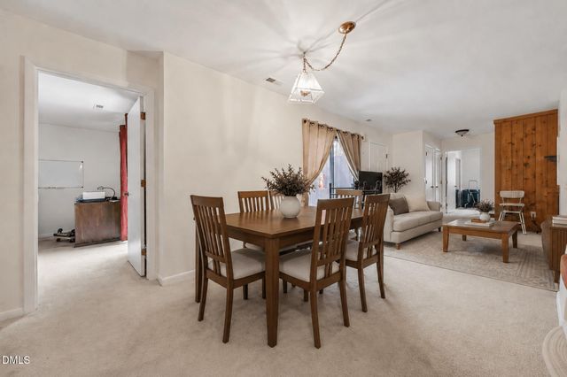 268 Summerwalk Circle, Chapel Hill, NC 27517