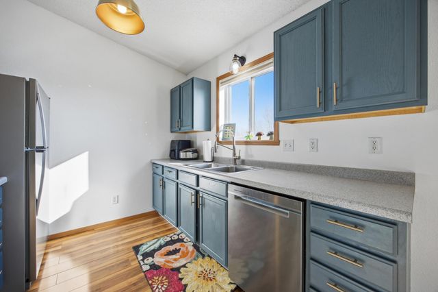 5980 24th Street S, Fargo, ND 58104