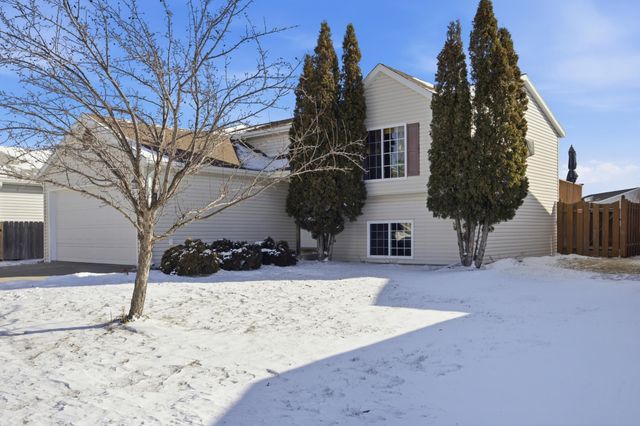 5980 24th Street S, Fargo, ND 58104