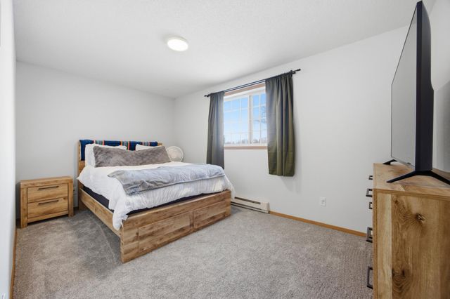 5980 24th Street S, Fargo, ND 58104