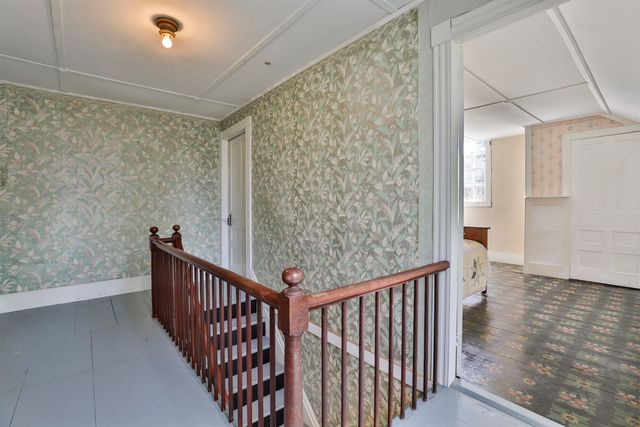 450 Weare Road, New Boston, NH 03070