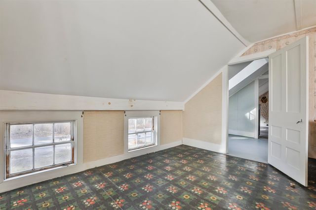 450 Weare Road, New Boston, NH 03070