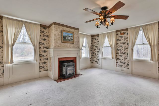 450 Weare Road, New Boston, NH 03070