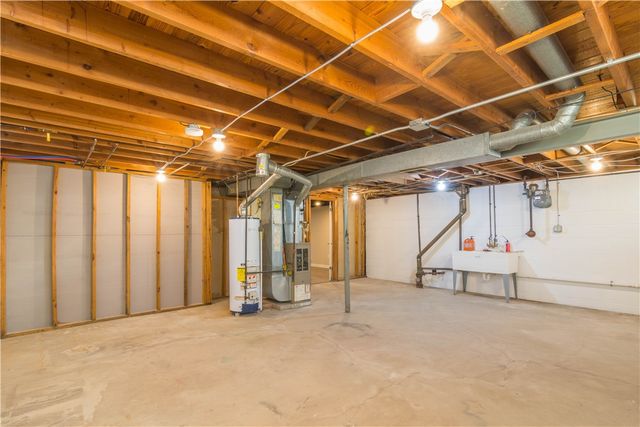 60 Stoddard Drive, Henrietta, NY 14467