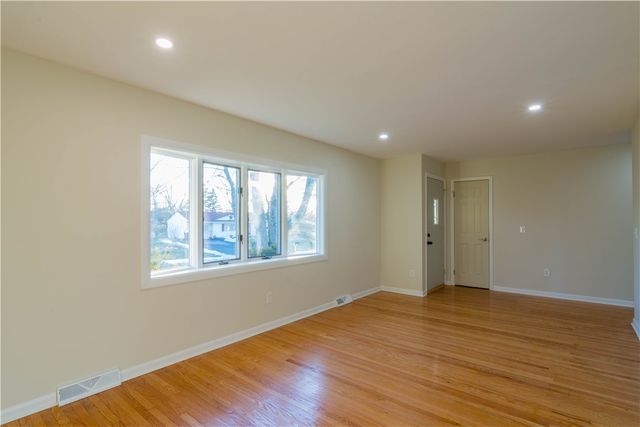 60 Stoddard Drive, Henrietta, NY 14467