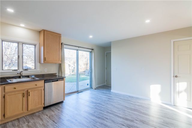 60 Stoddard Drive, Henrietta, NY 14467