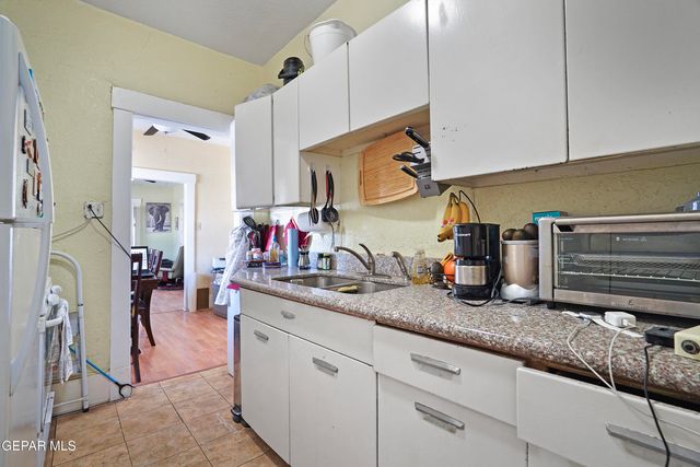 1307 N Ochoa Street, El Paso, TX 79902