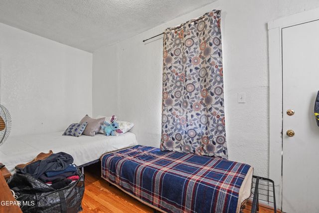 1307 N Ochoa Street, El Paso, TX 79902