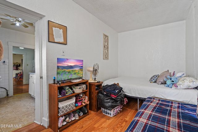 1307 N Ochoa Street, El Paso, TX 79902