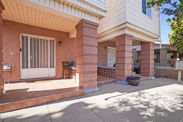1307 N Ochoa Street, El Paso, TX 79902