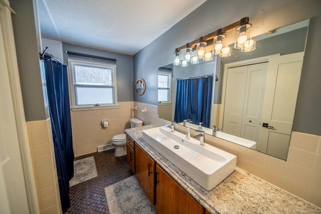 4024 3rd Street NW, Rochester, MN 55901