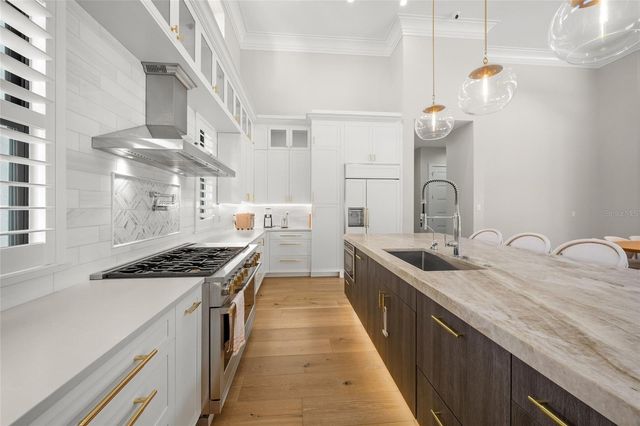 4050 CAMINO REAL, Sarasota, FL 34231