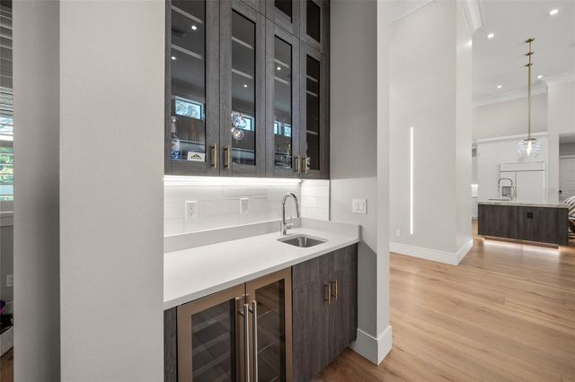 4050 CAMINO REAL, Sarasota, FL 34231