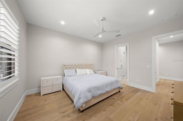 4050 CAMINO REAL, Sarasota, FL 34231