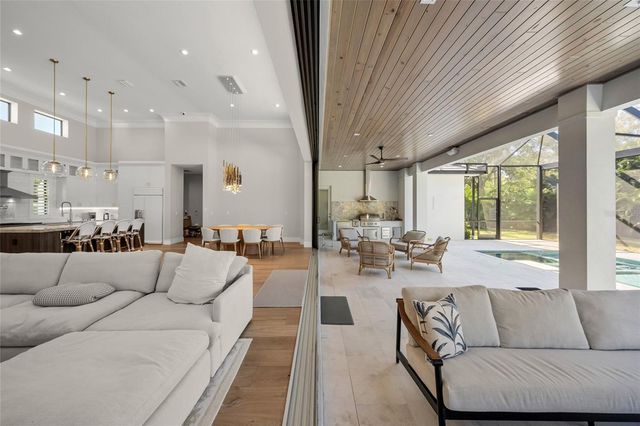 4050 CAMINO REAL, Sarasota, FL 34231