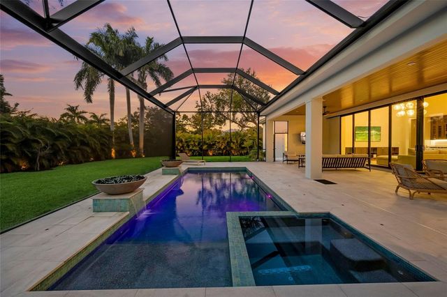 4050 CAMINO REAL, Sarasota, FL 34231