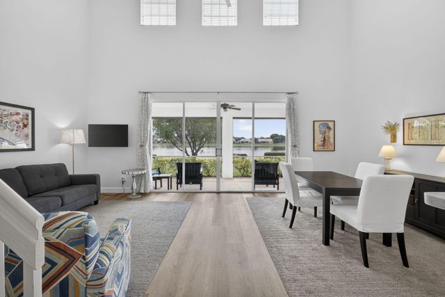 10726 Pelican Drive, Wellington, FL 33414