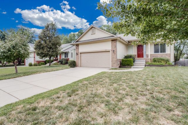 5123 N Osprey Circle, Wichita, KS 67219