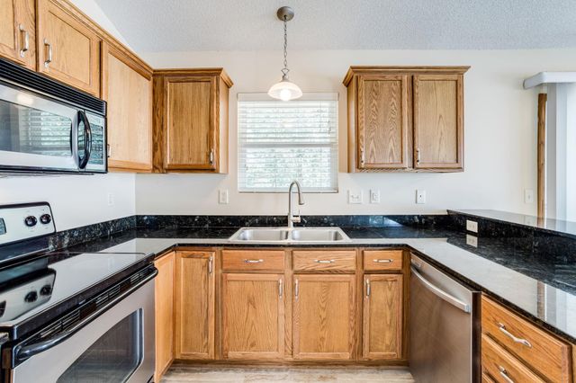 5123 N Osprey Circle, Wichita, KS 67219