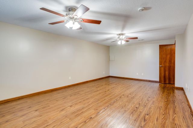 5123 N Osprey Circle, Wichita, KS 67219